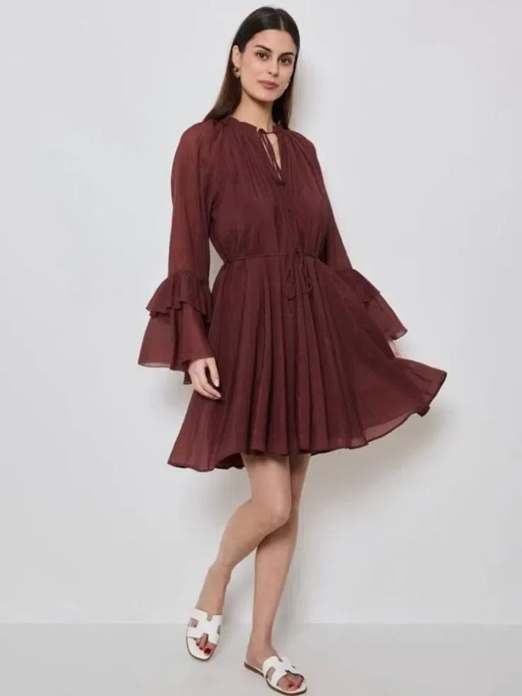 💃 Robe fluide à manches volantées