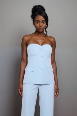 Tailleur bustier bleu ciel