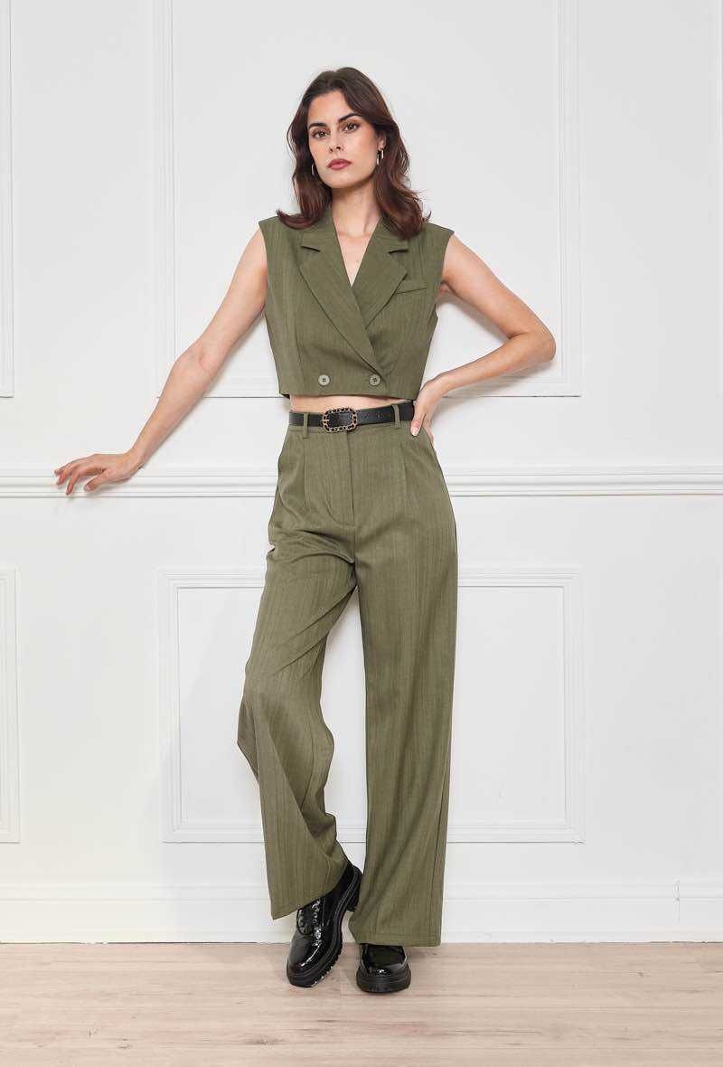 Ensemble tailleur kaki – Tendance et affirmé