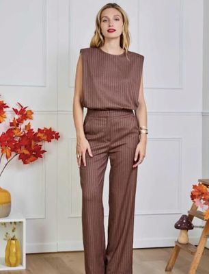 Ensemble tailleur à fines rayures