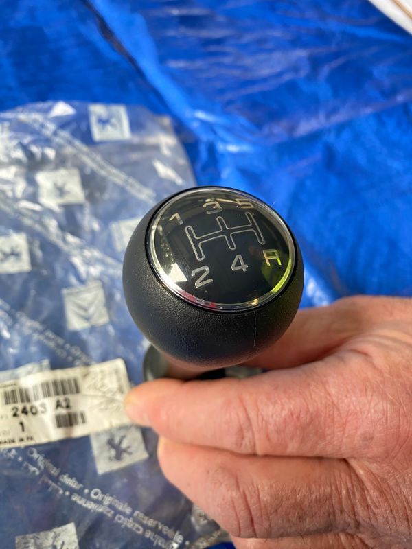 Peugeot 306 N5 5-Speed Gear Lever Knob