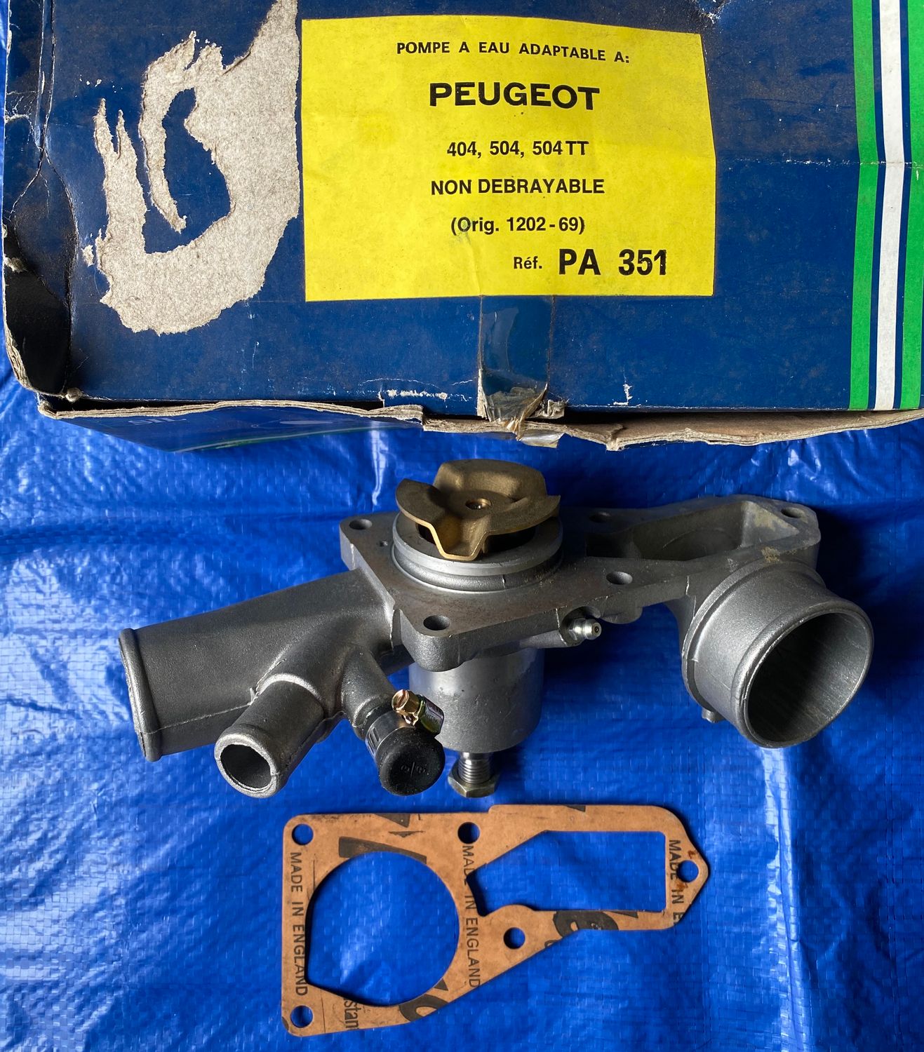 Peugeot 404 Water Pump Assembly (Short Shaft)