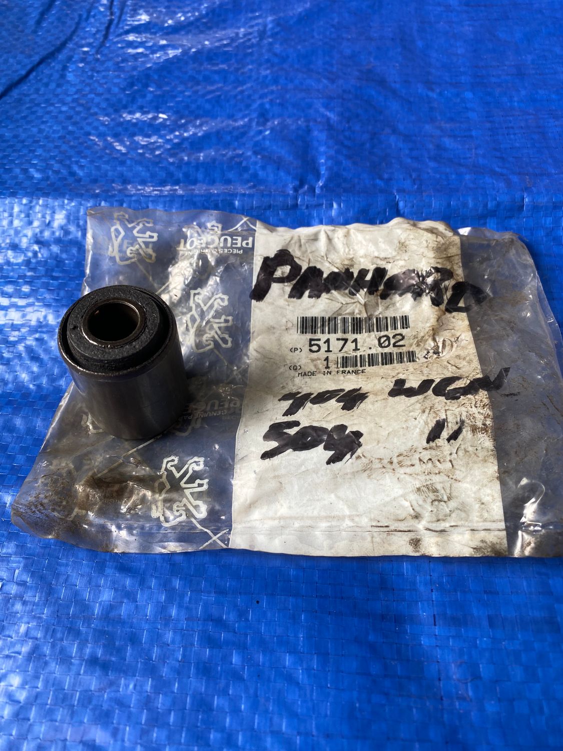 Peugeot 404 &amp; 504 Station Wagon Rear Panhard Rod Bush