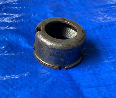 Peugeot 404 Front Strut Retaining Collar