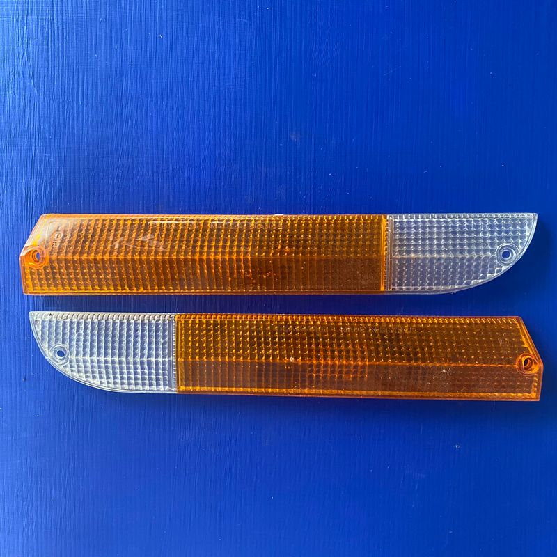 New Pair Of Peugeot 504 Front Indicator Lenses