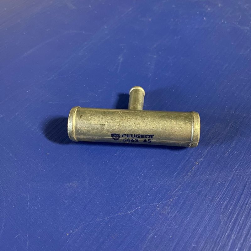 Peugeot 504 Heater Hose Junction