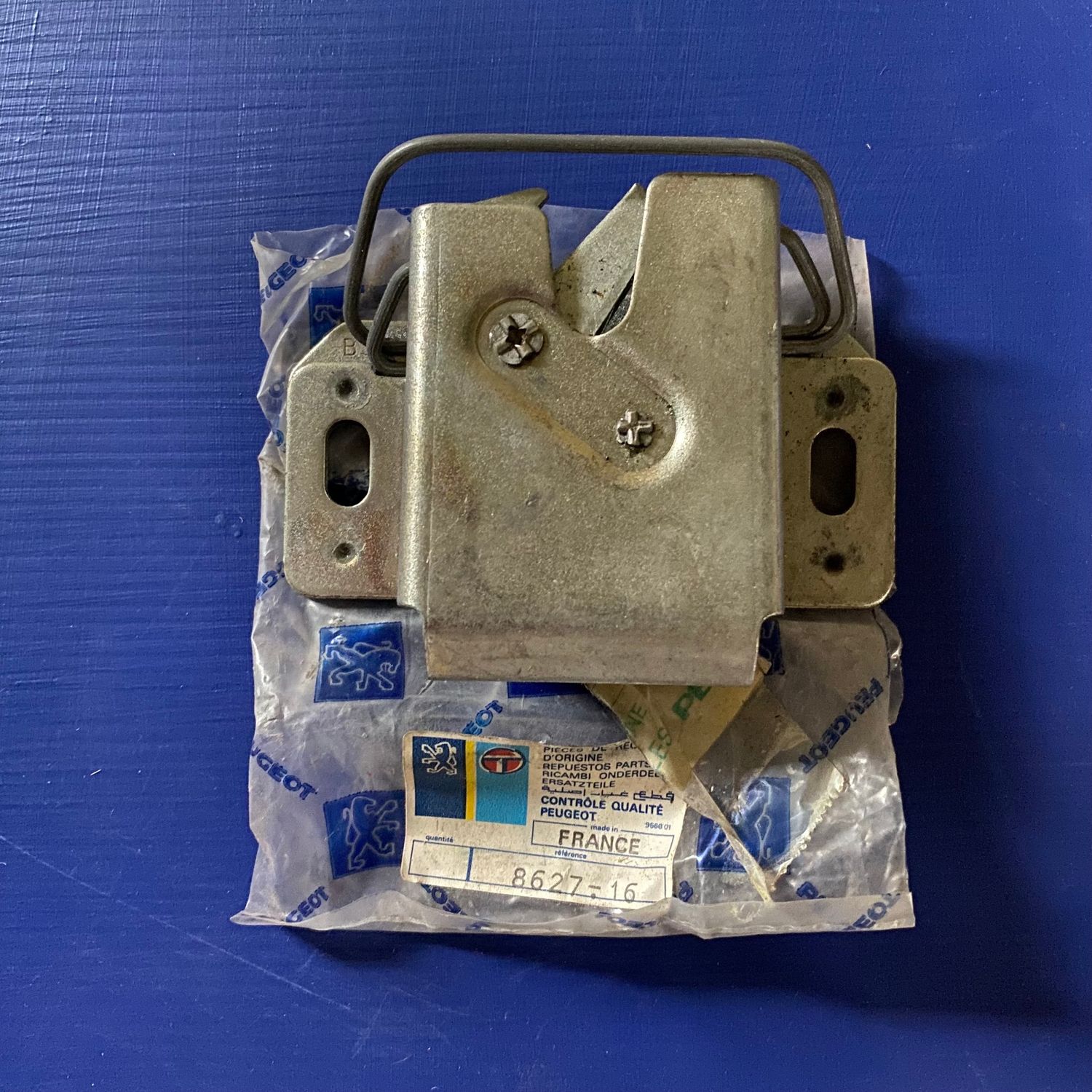 Peugeot 504 Boot Lock Catch