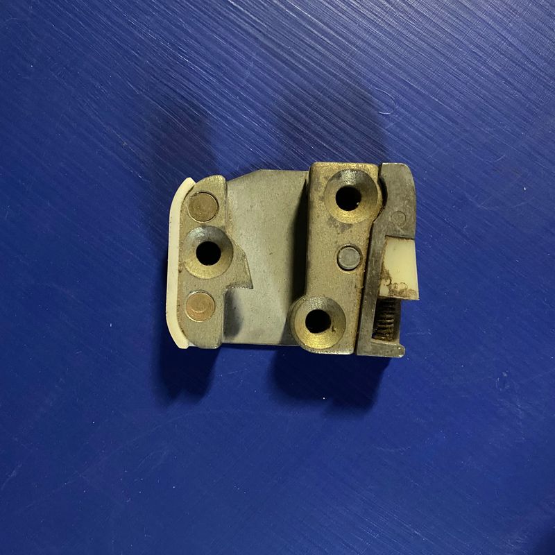 Peugeot 504 Door Lock Striker