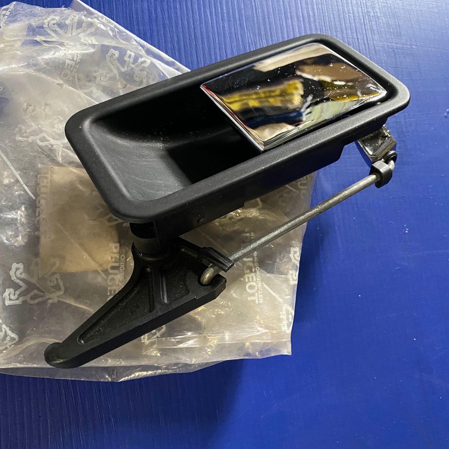 Peugeot 505 Exterior Door Handle