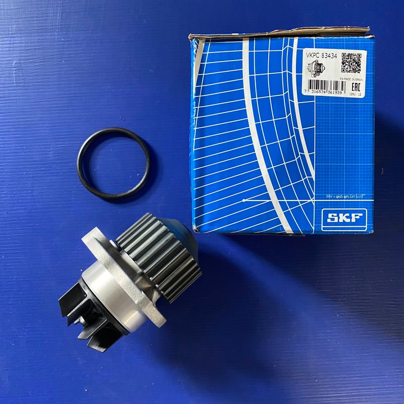 Peugeot 406 407 607 Water Pump