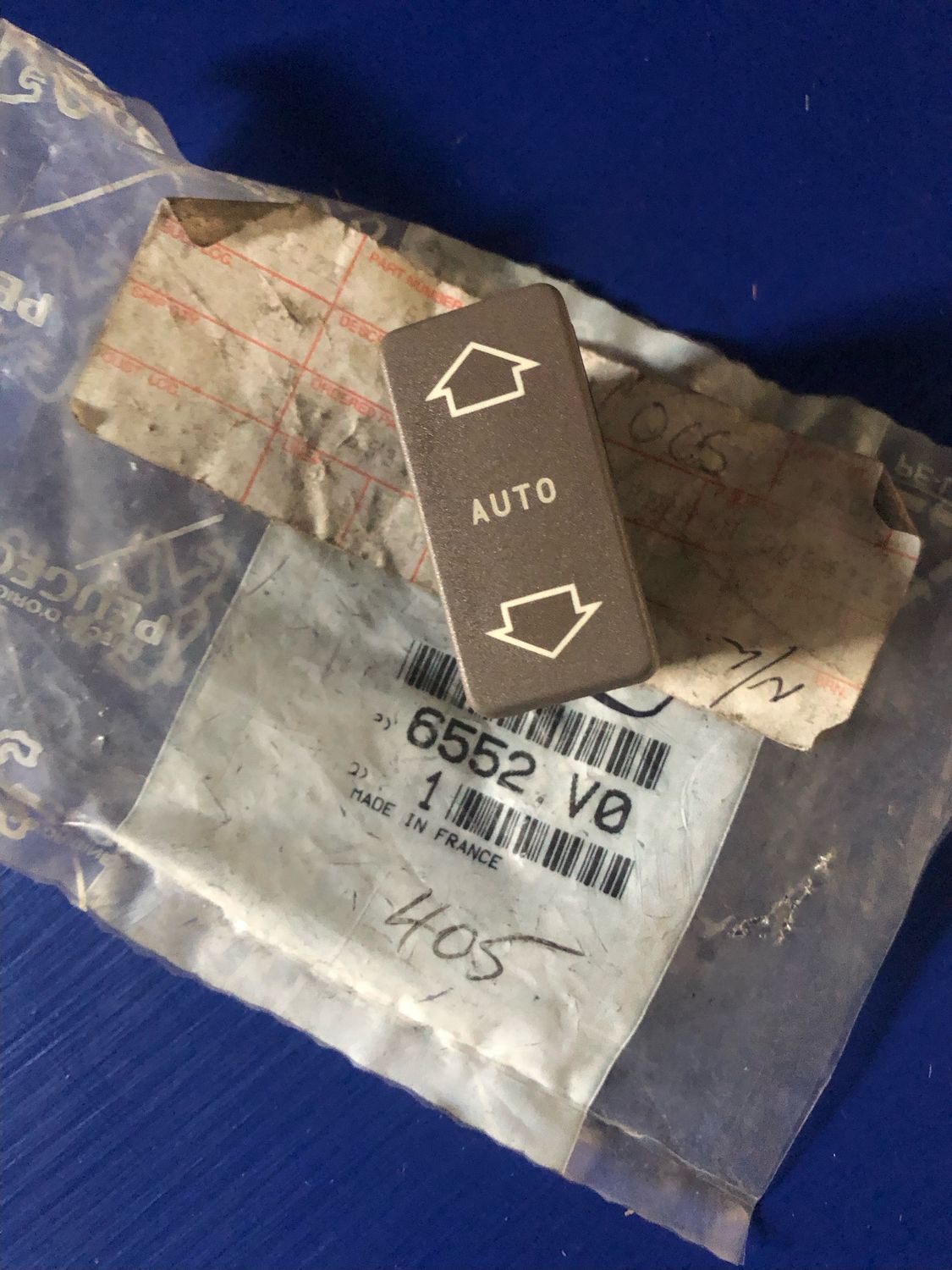 Peugeot 405 late model Driver's Automatic Window Switch