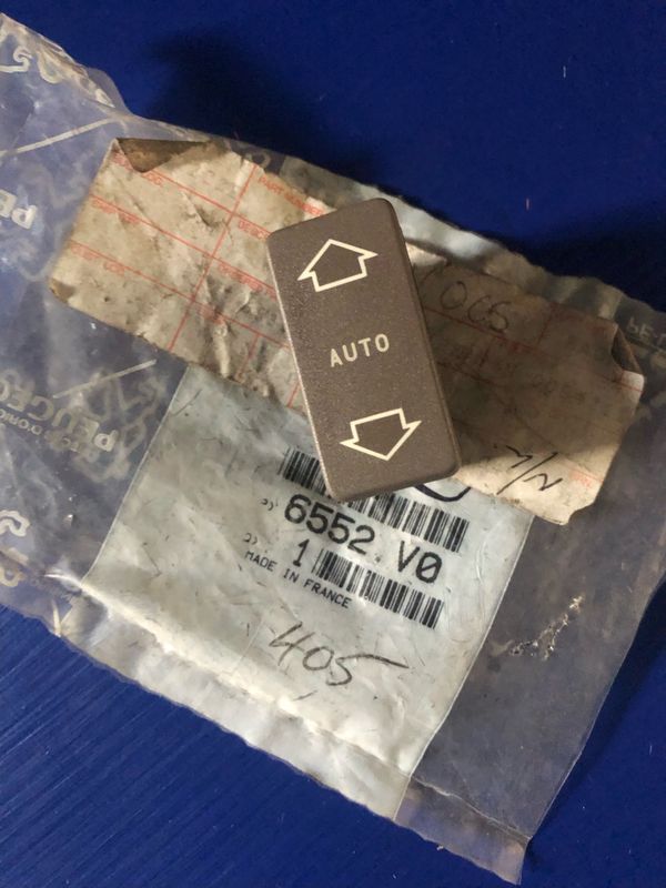 Peugeot 405 late model Driver's Automatic Window Switch