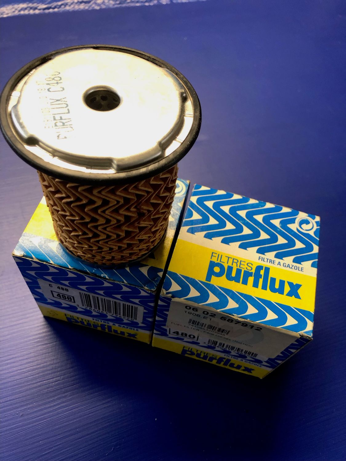 Peugeot 406 2.1 litre Turbo Diesel Fuel Filter x 2 [ not HDI ]