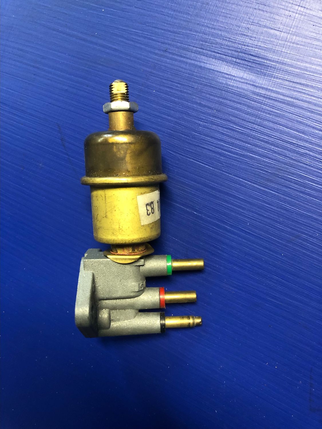 Peugeot 505 late GR and all SR  Idle Up Vacuum Soliniod