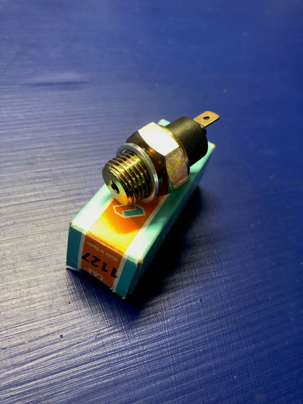 Peugeot 205 GTI, 405 1.9L and 206 1.4L Oil Pressure Switch  new