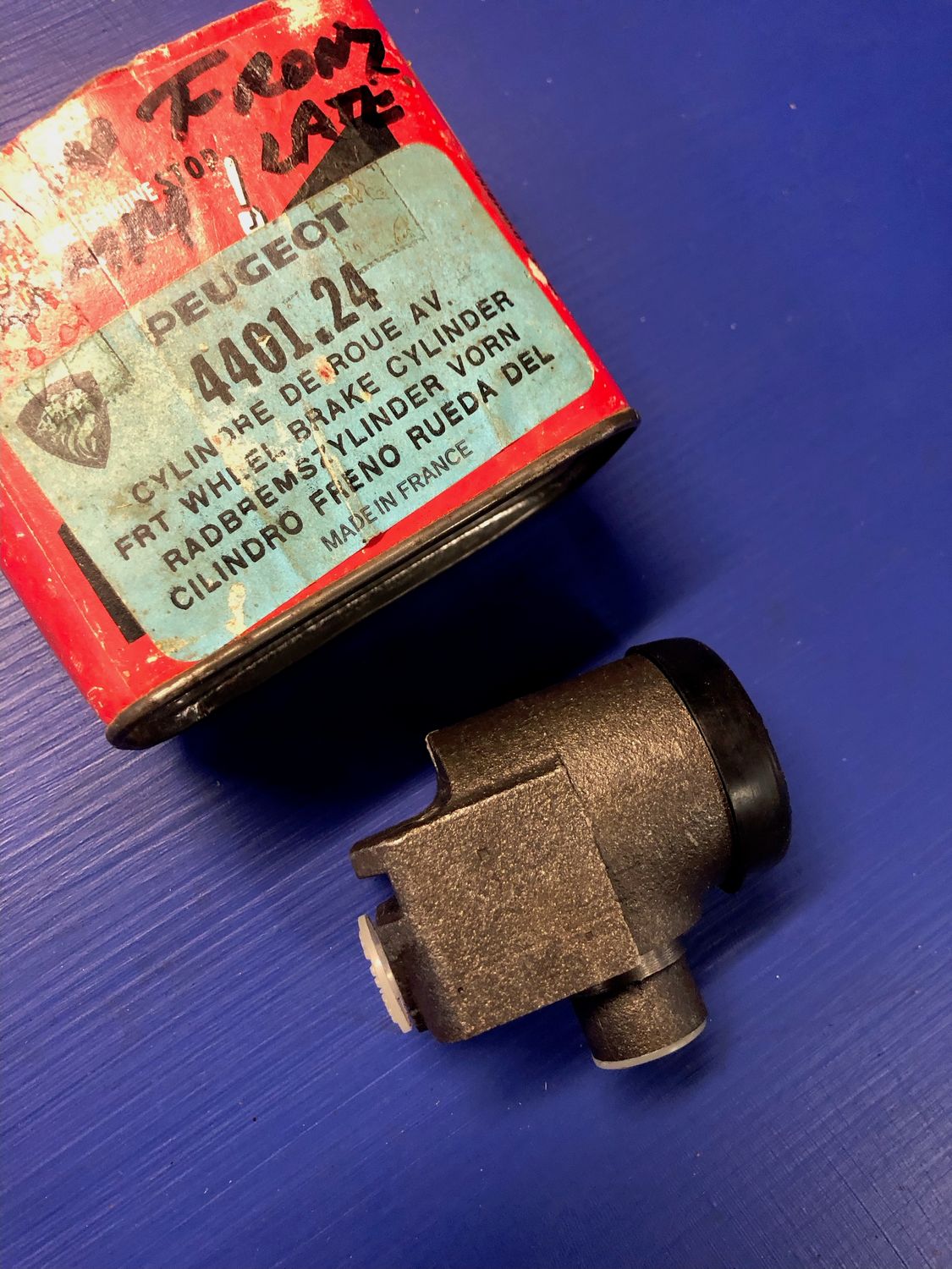 Peugeot 404 Front Brake Wheel Cylinder 30mm suit Left or Right  new