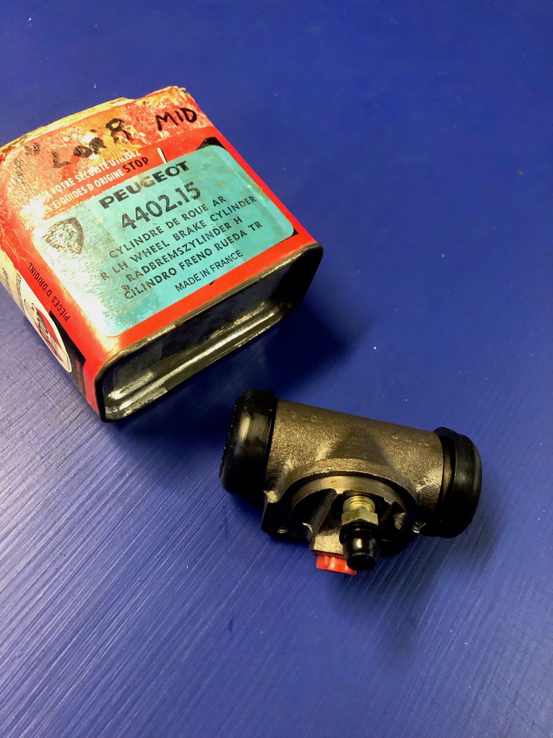 Peugeot 404 Rear Brake Wheel Cylinder  1inch suits Left or Right  new