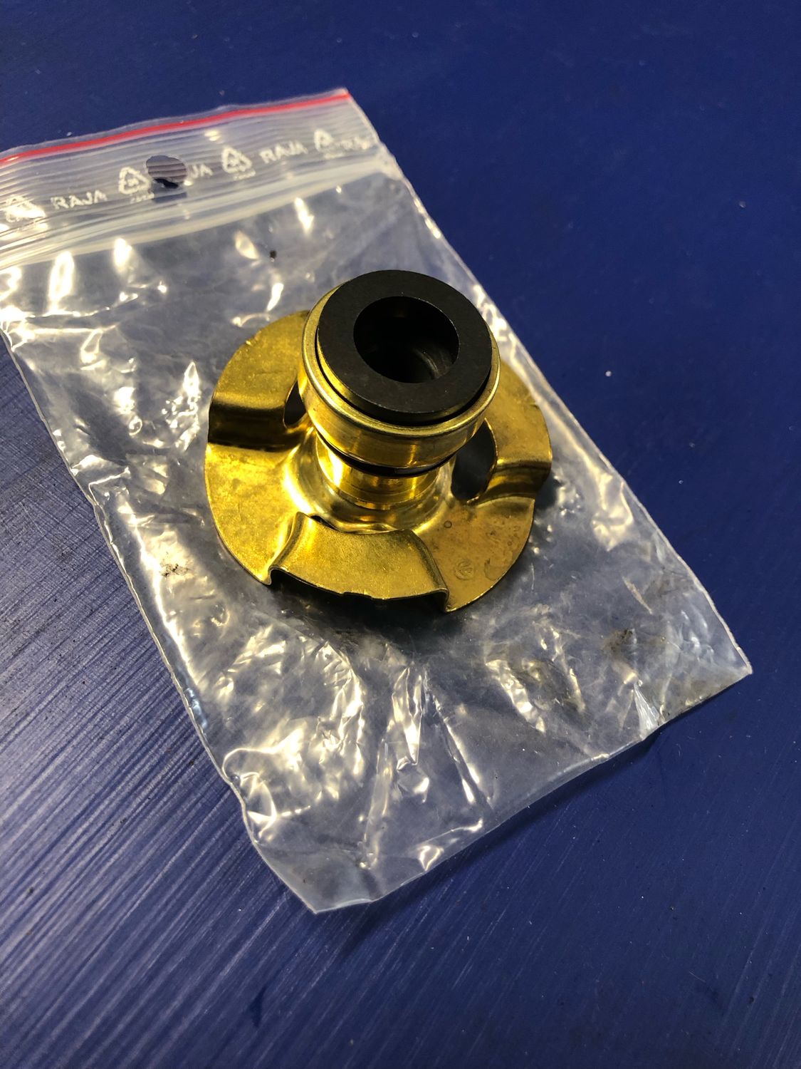 Peugeot 404 and 504 Water Pump Impeller with Seal  new