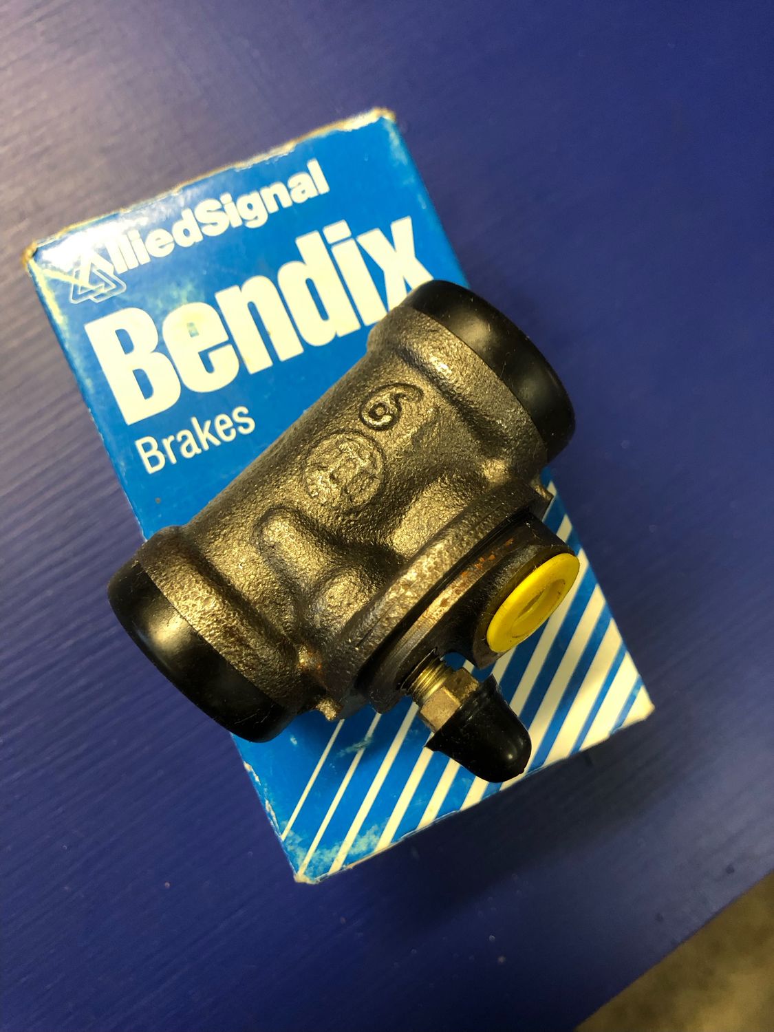 Peugeot 205 SI Right Rear Brake Wheel Cylinder 19mm Bendix  new