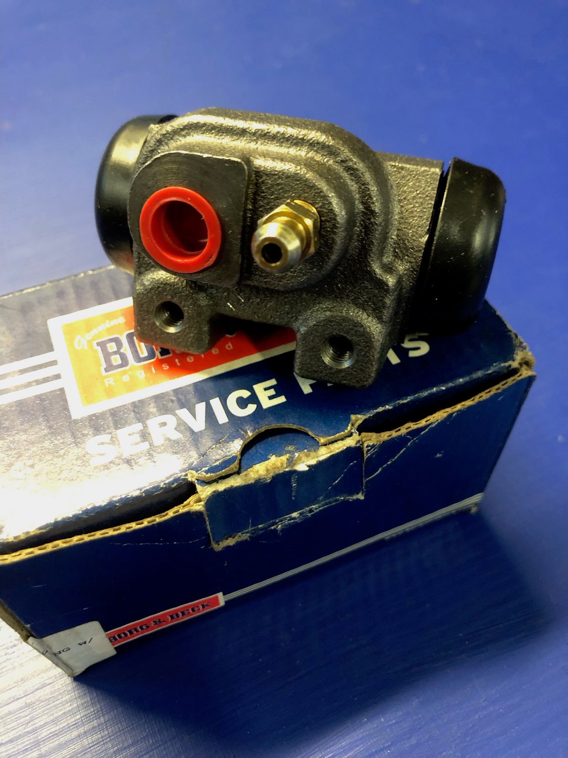 Peugeot 306 XR, XT and Diesel Left Rear Brake Wheel Cylinder GIRLING   non ABS  new