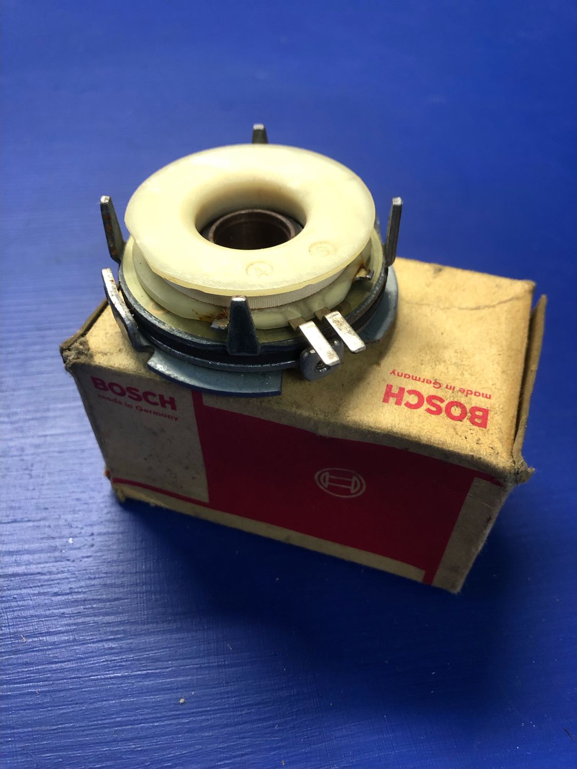 Peugeot 505 STI and GTI Bosch Electronic Distributor Windings and Sensor  new