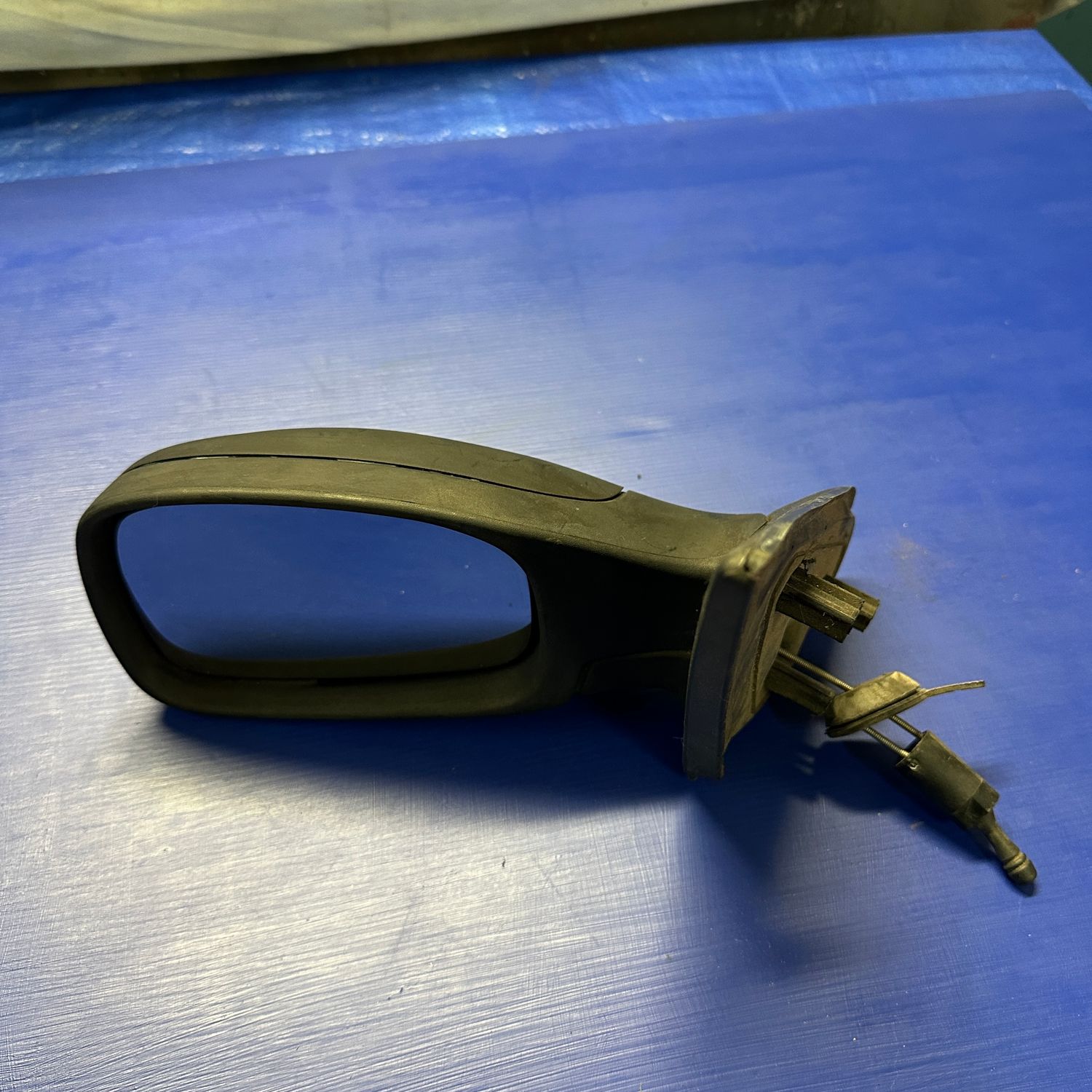 Peugeot 306 Left Door Mirror Assembly, manual operation