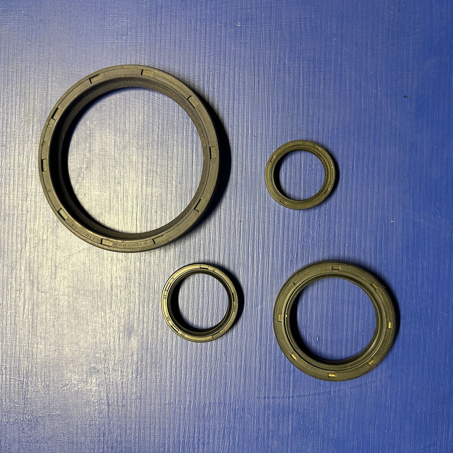 Peugeot 505 STI and GTI front and rear Engine Oil Seals x 4. new