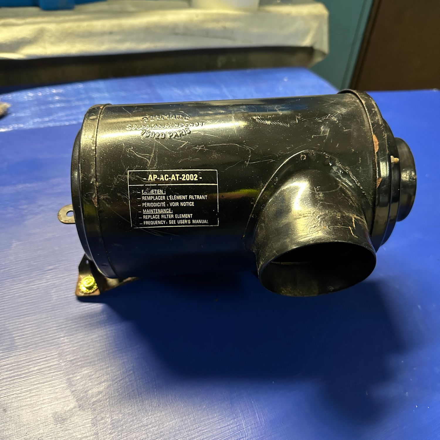 Peugeot 205 GTI  Air  Cleaner Canister. used