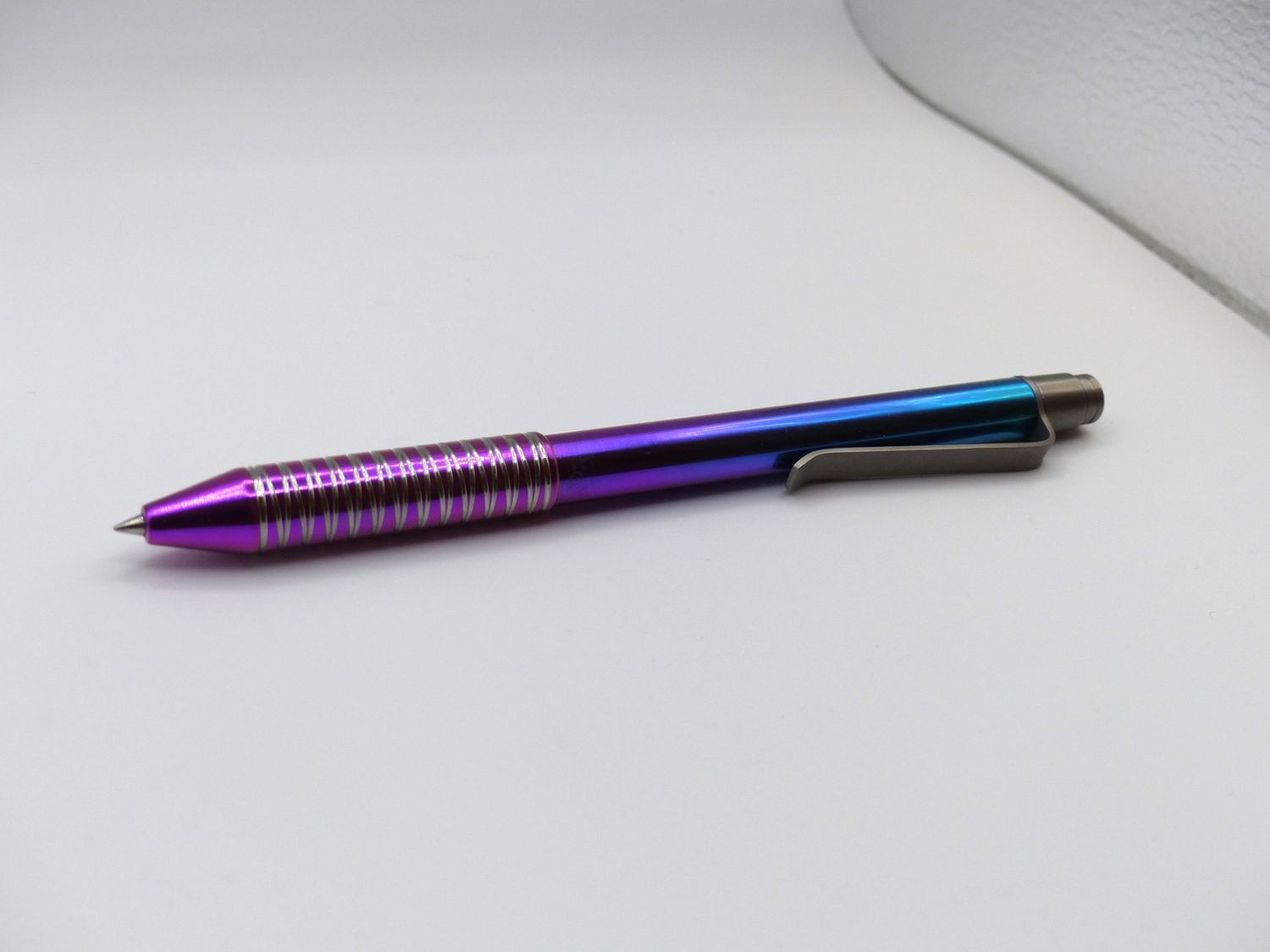 Seguin Ink V1 Polished Anodized Fade