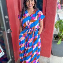 GEOMETRIC BUTTERFLY SLEEVE MAXI DRESS