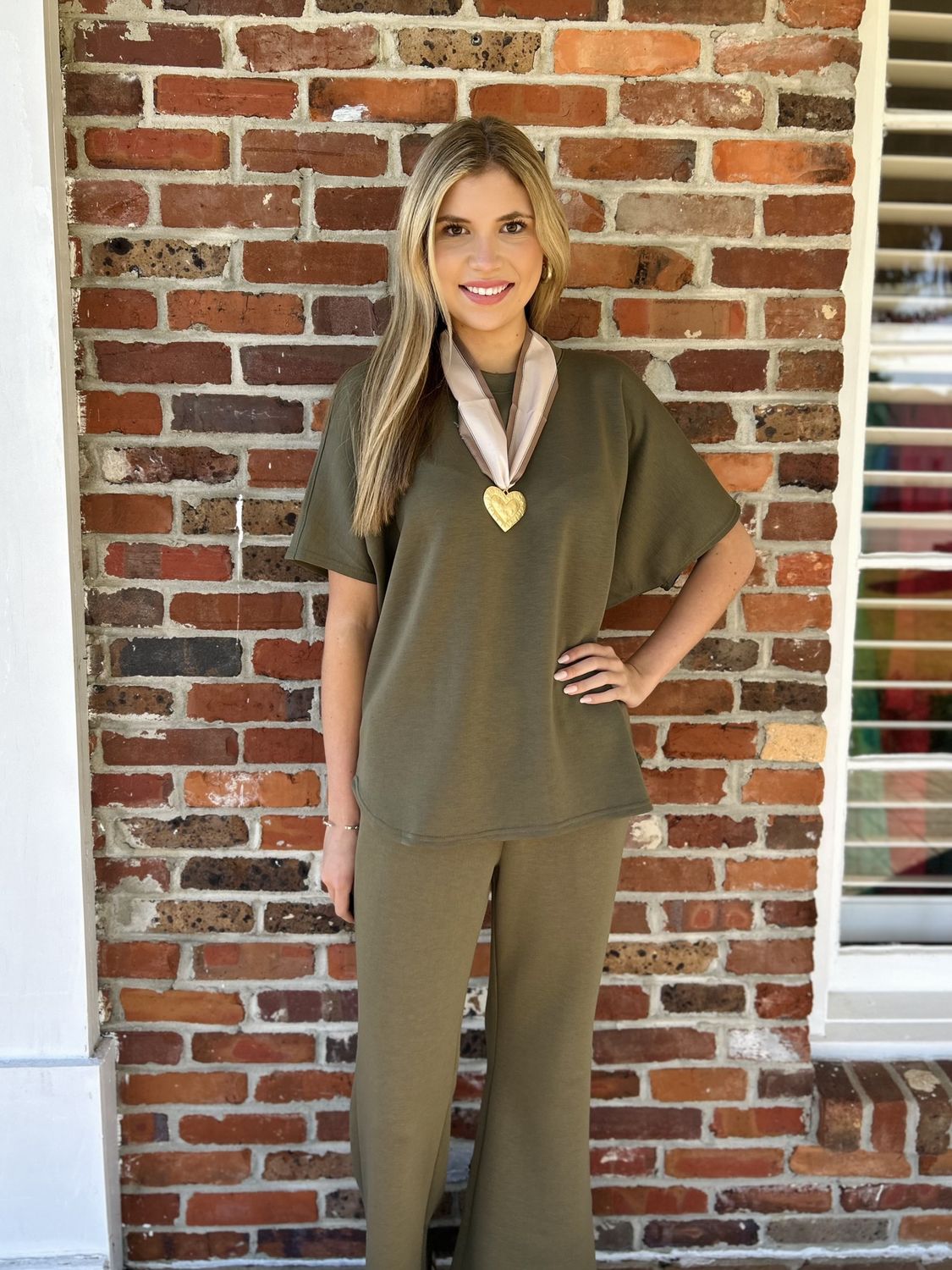 Out Running Errands, Bell Bottom Modal Set