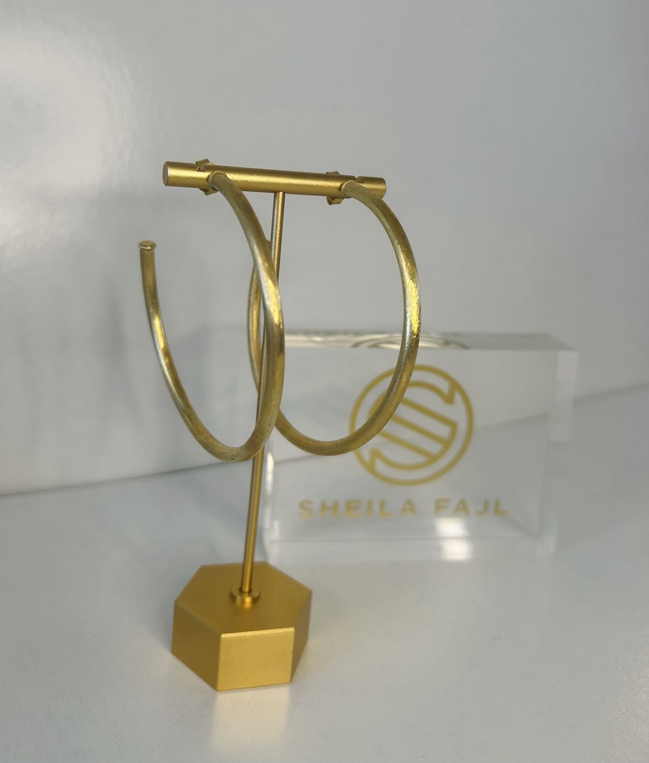 Liana Hoop Sheila Fajl