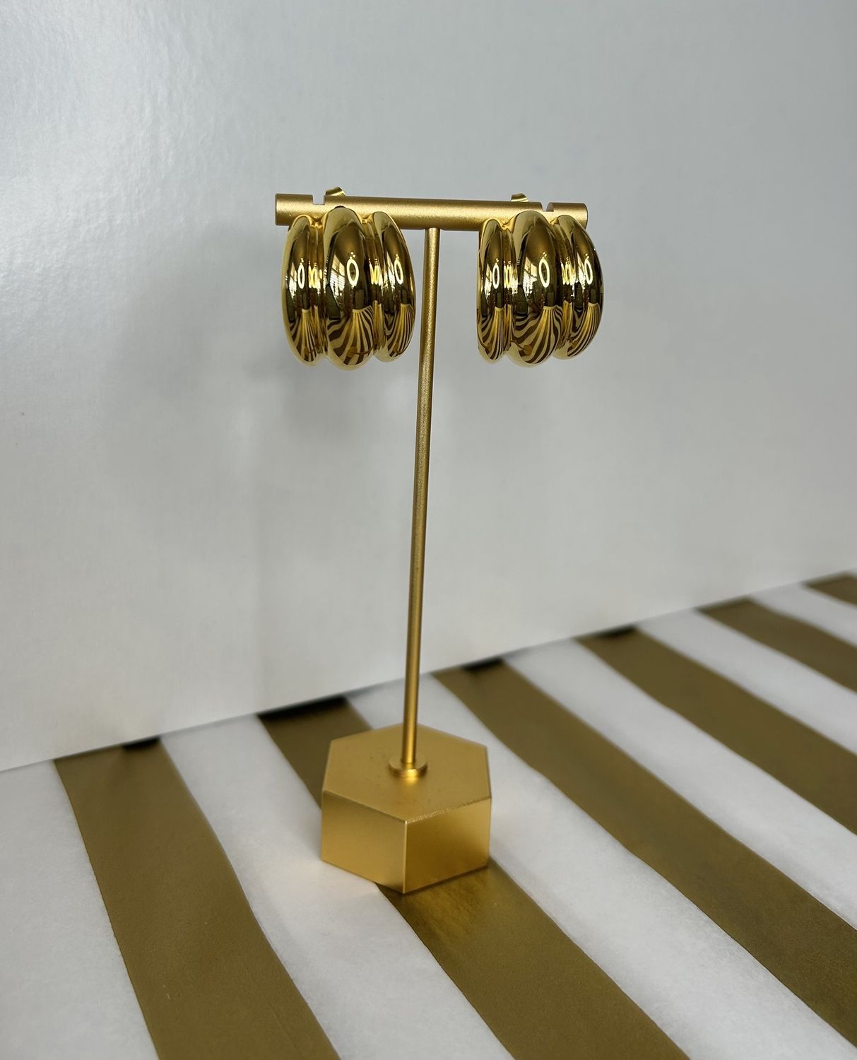 Water Resistant Hoops