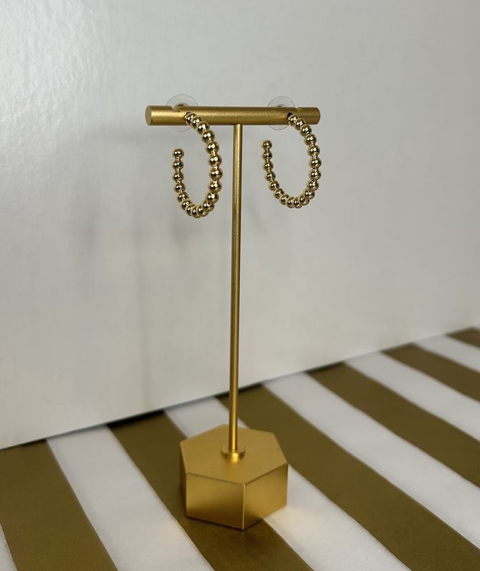 Just Trust Me, Gold Hoops