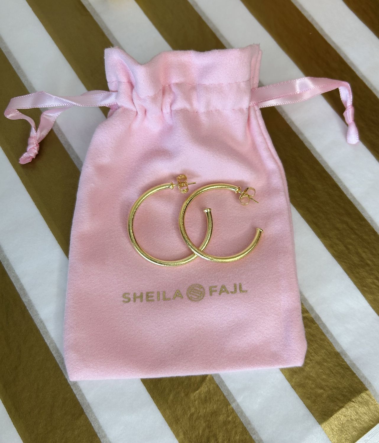 Petite Everybodys Favorite Hoop