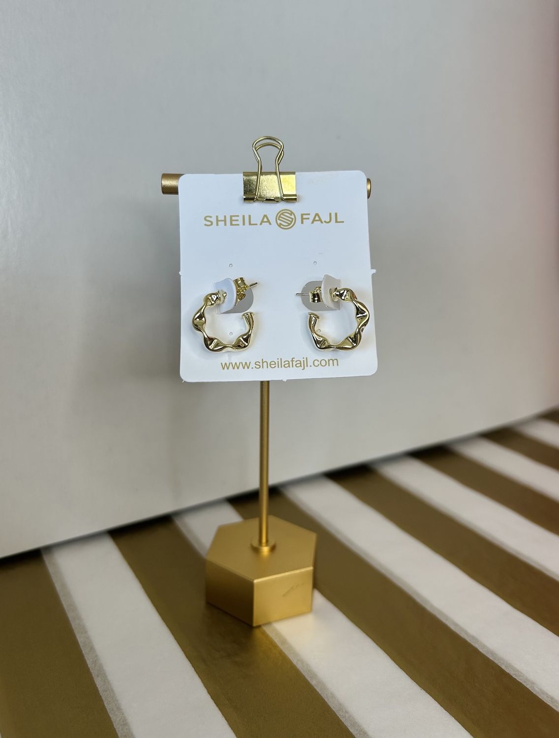 Small Wrinkled Hoops