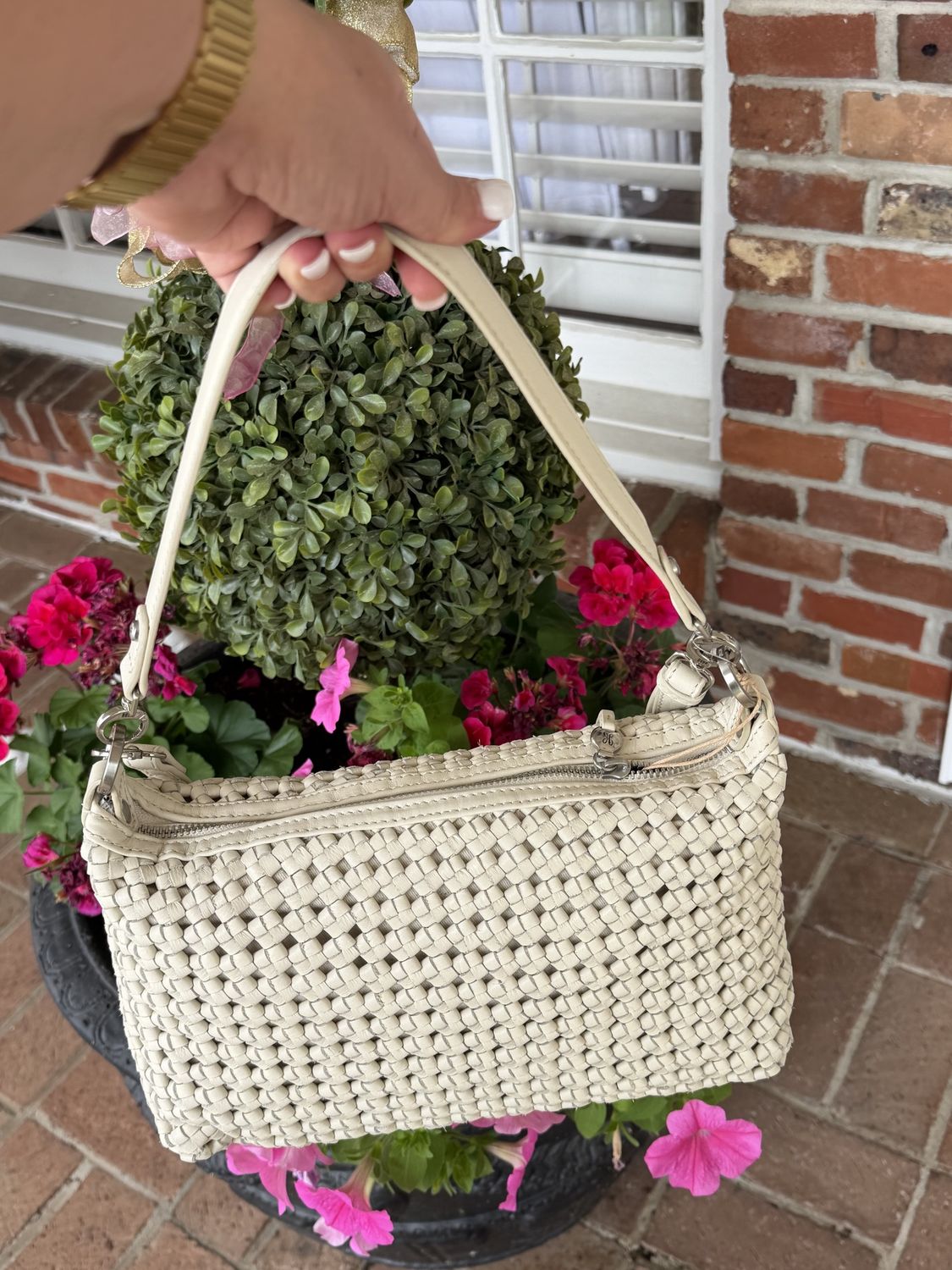 Whitecap Woven Avon Bag