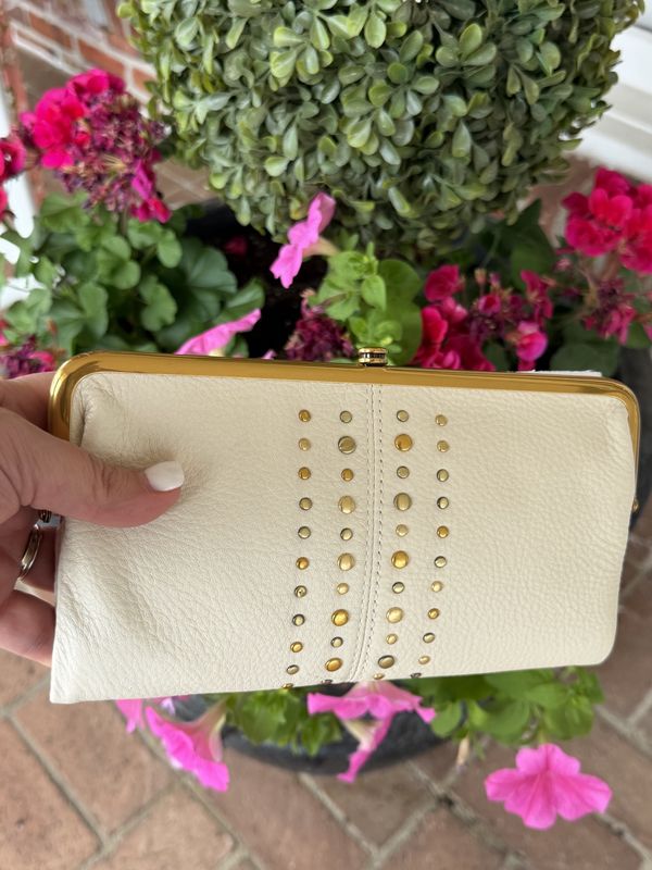 Coastal Cloud Lauren Wallet