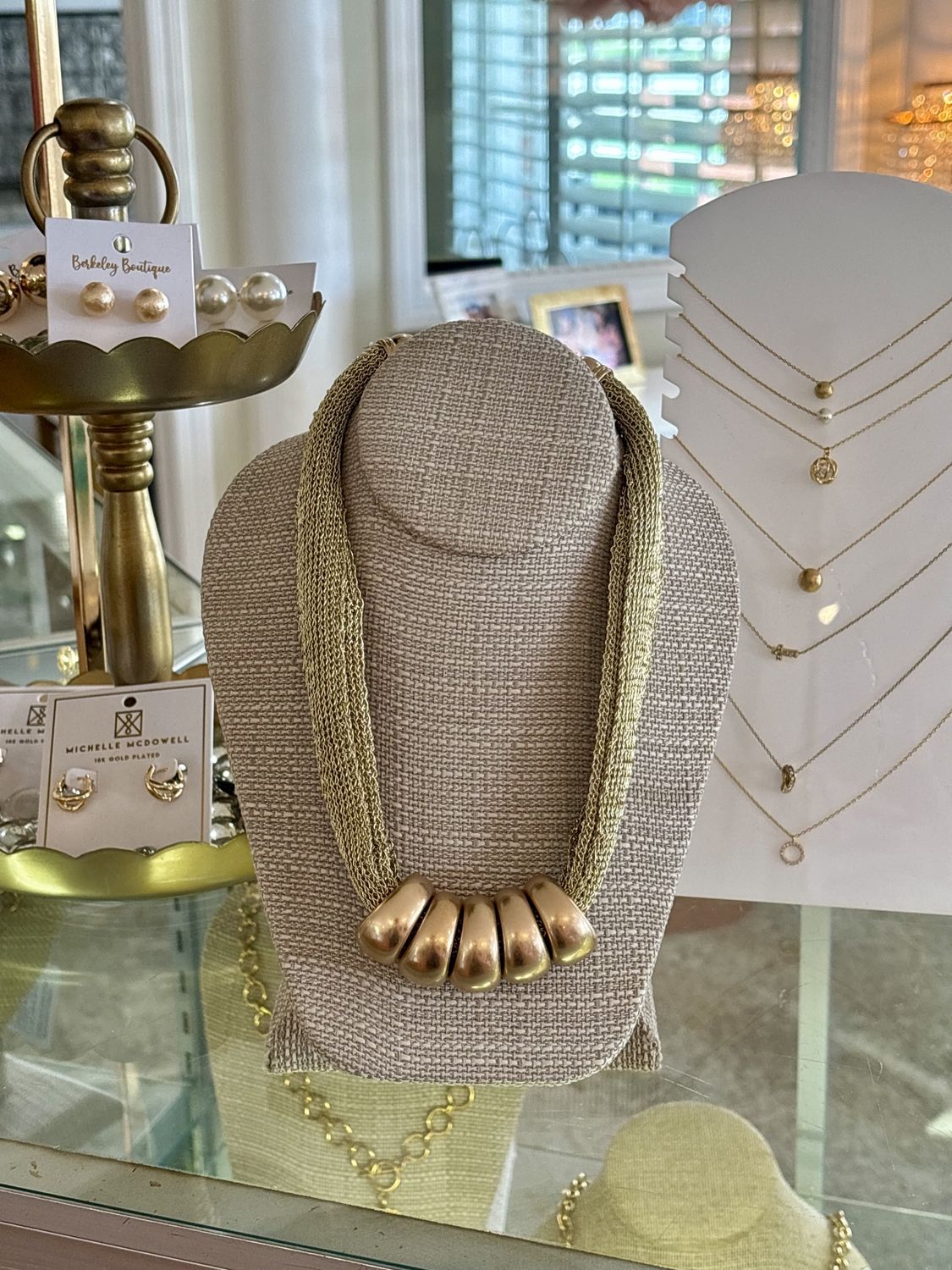 Rich Girl Energy, Necklace