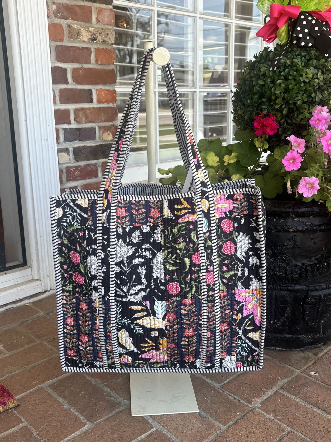 Quilted Beauty You will Reach for Daily Bag