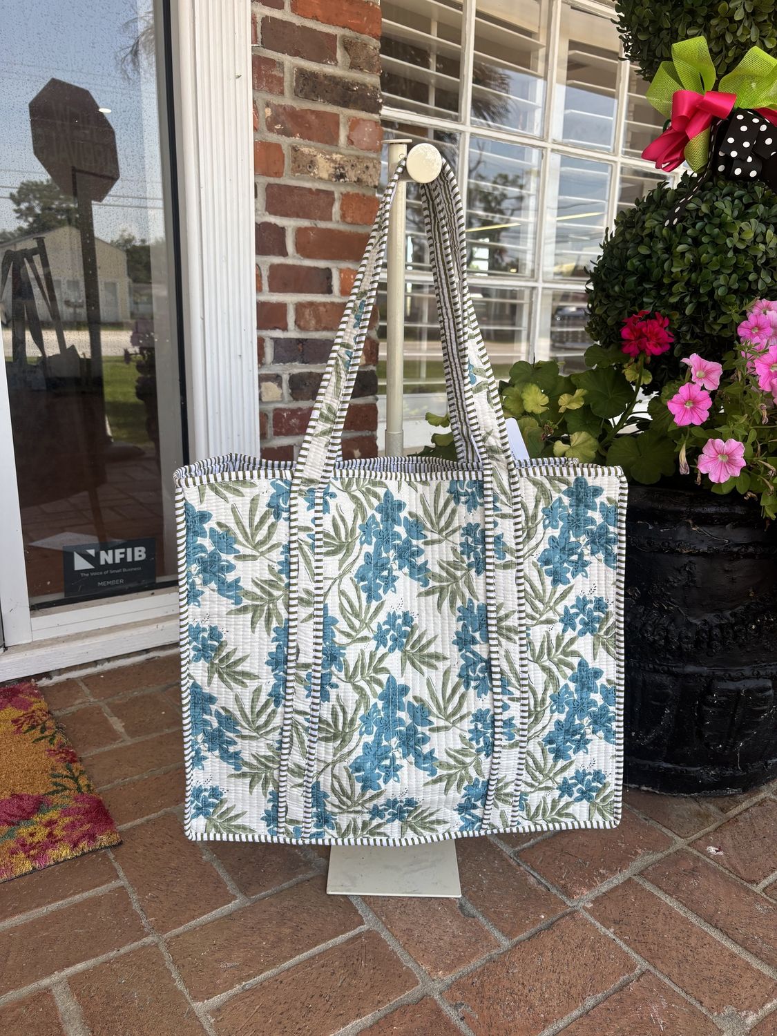 The Bag that will Go with YOU for years to Come