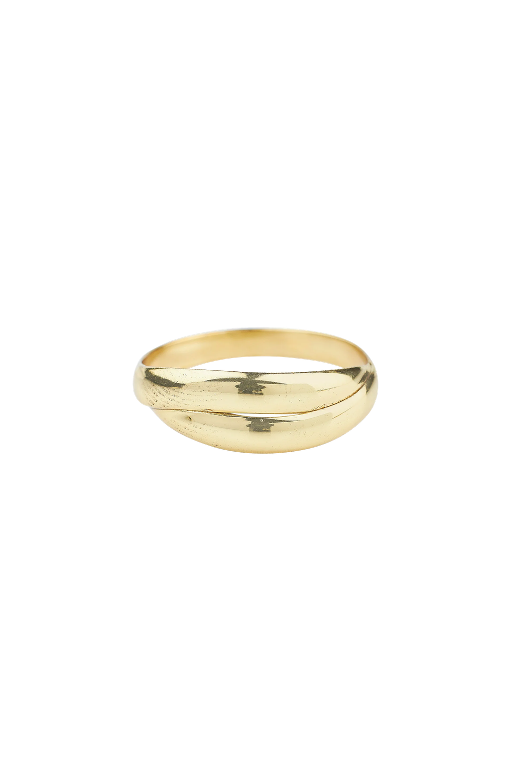 XZOTA strong together ring – Handmade brass ring, gold-plated, featuring two bands folded over each other, a minimalist and elegant design. Made in Bali.
