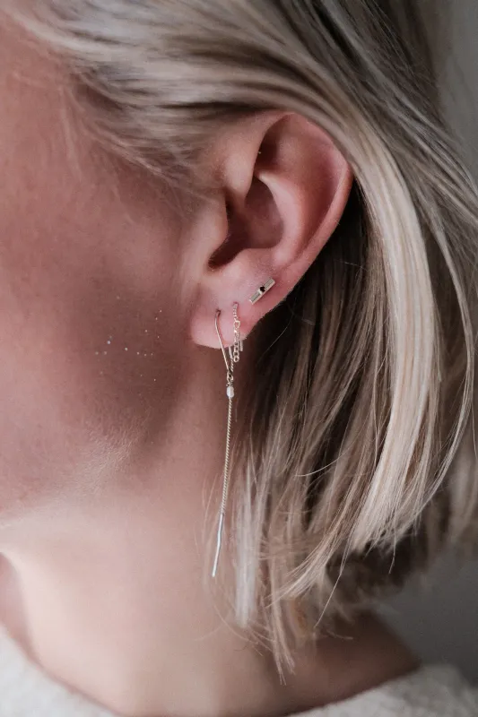 Long Pearl thread earring Silver
