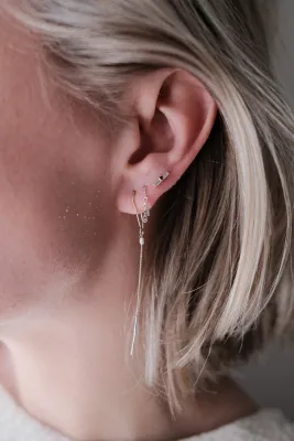Long Pearl thread earring Silver