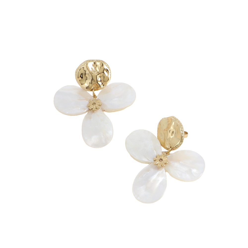 Pearl white flowers