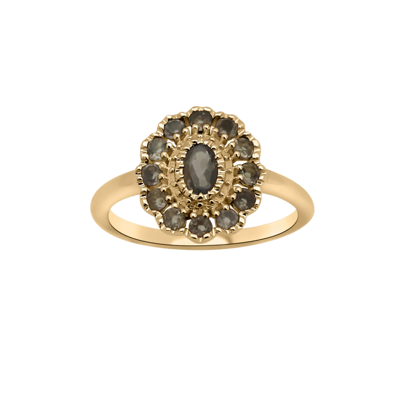 Jopsephina - Kae Smoky Flower Ring – Gold-plated brass ring with smoky quartz gemstone in a vintage flower design, perfect for a timeless, elegant look.