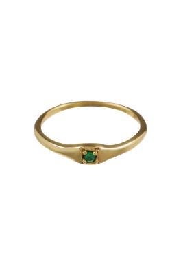 XZOTA Tiny Green Stone Brass ring – Handmade brass pinky ring with a small green stone, subtle and timeless. Made in Bali.