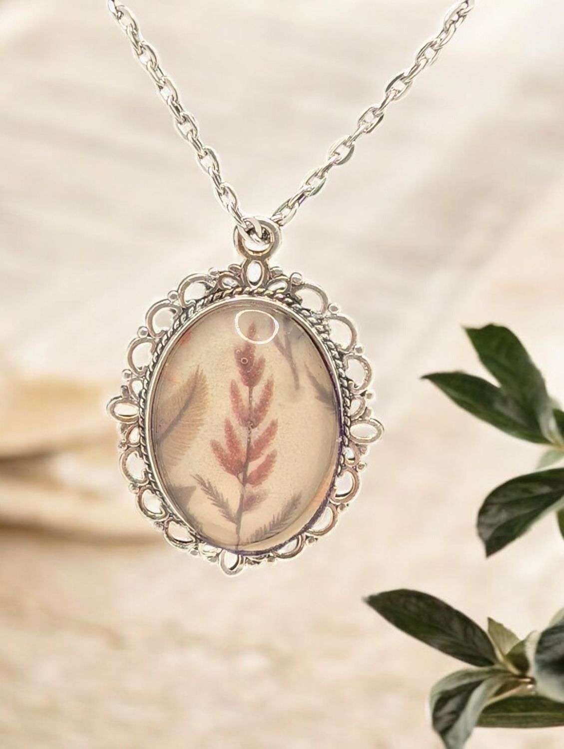 Vintage style plant necklace
