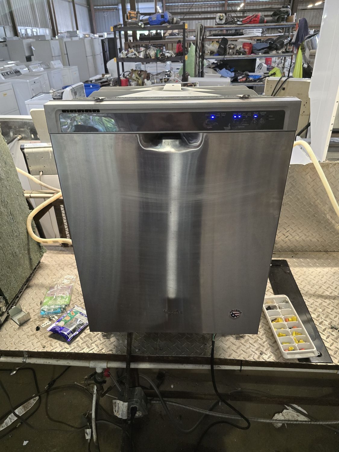 DWM82097TP-1127