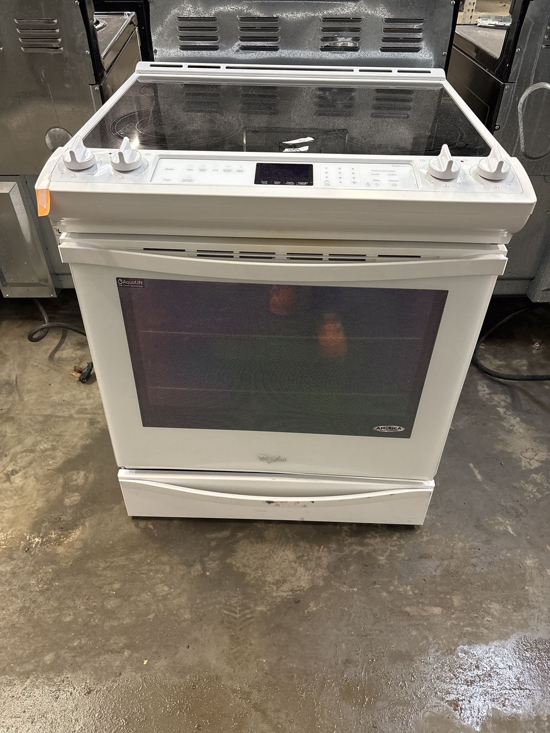 ST83897FN-0206